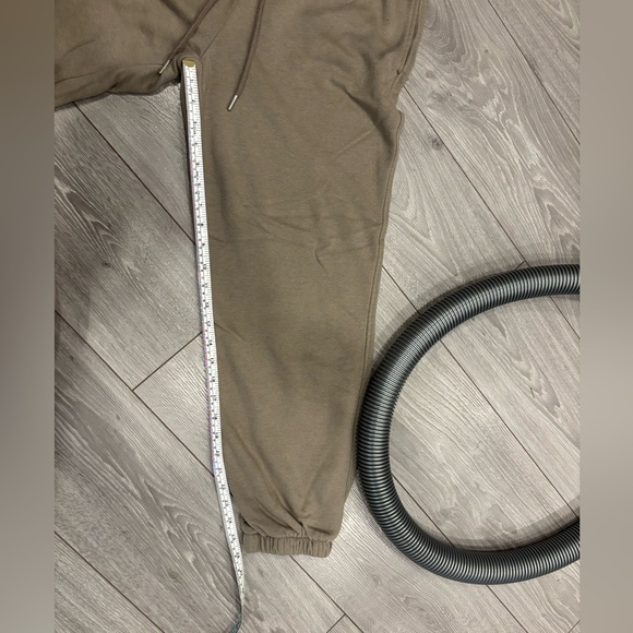 H&M Basics Brown Track Pant - Picture 9 of 10